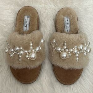 Brand New Alameda Turquesa Pinctada shearling pearl mules slippers slides sz 40
